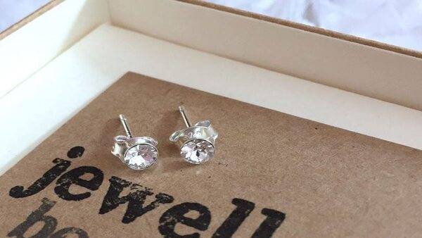 Best Earrings For Everyday Wear