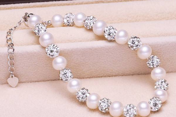 Find Your Perfect Real Pearl Bracelet At Our Online Store